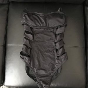Kenneth Cole One-piece Swimsuit NEVER WORN